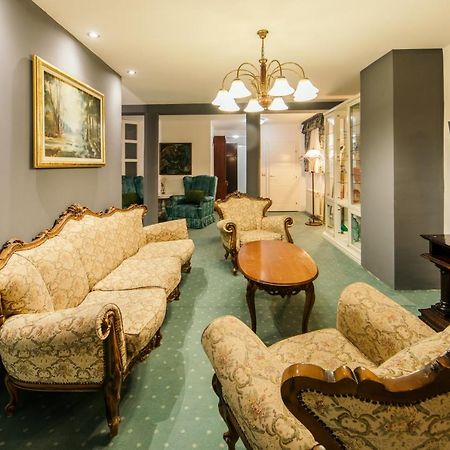 Garni Hotel President De Luxe Kragujevac Eksteriør billede
