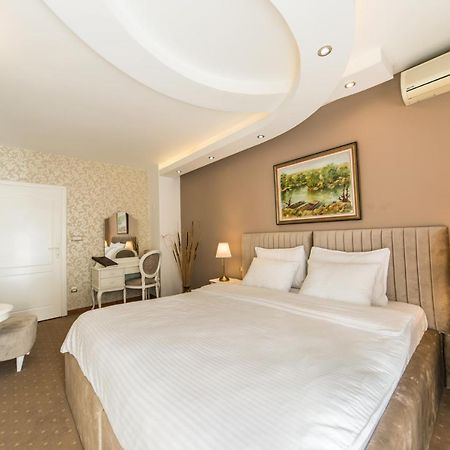 Garni Hotel President De Luxe Kragujevac Eksteriør billede