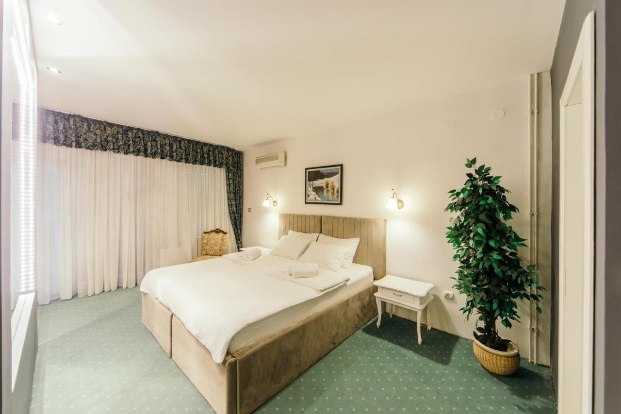 Garni Hotel President De Luxe Kragujevac Eksteriør billede