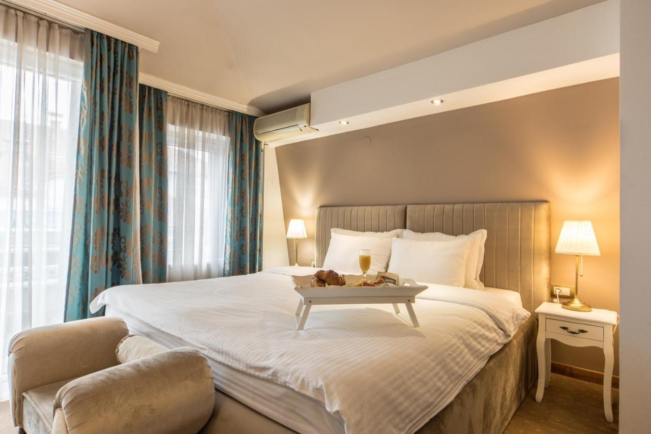 Garni Hotel President De Luxe Kragujevac Eksteriør billede